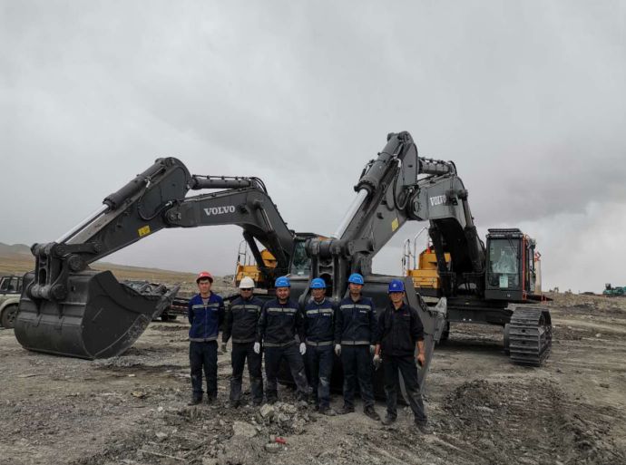 疫情之下，星沃遠程在線無接觸式交車助力中礦天沃生產(chǎn)！